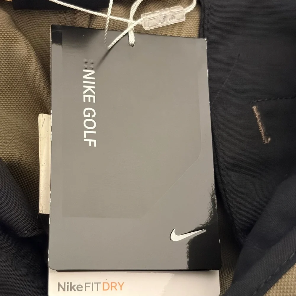 Nike Golf Fit Dry Pleated Cuffed Pants Mens 33x32 Brown Khaki Trousers NEW